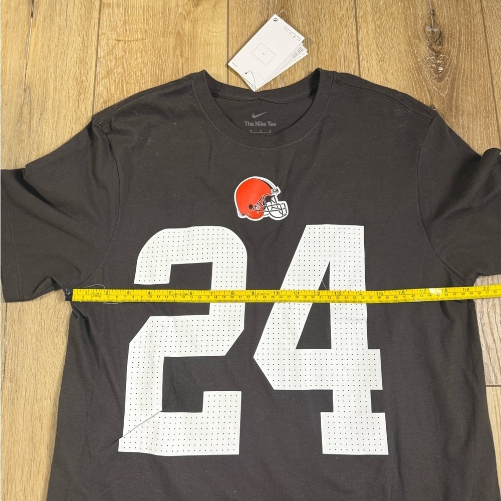 Nike Cleveland Browns 24 Chubb Brown Tshirt Men’s Medium NWT - Picture 6 of 10